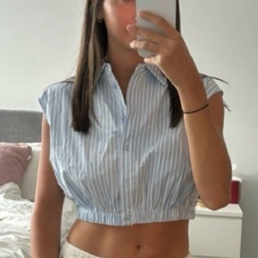 WeWoreWhat Sleeveless Button Crop Top XS Blue White Stripe Elastic Waist Modern